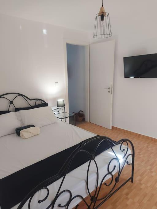 Houlia Home Διαμέρισμα Με Δωρεάν Χώρο Στάθμευσης Στενιές Εξωτερικό φωτογραφία