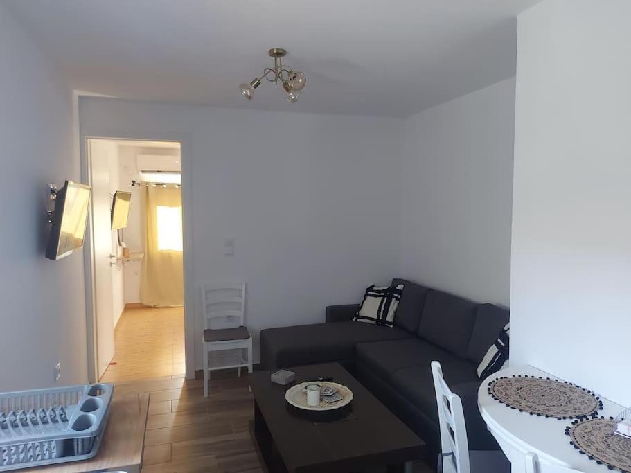 Houlia Home Διαμέρισμα Με Δωρεάν Χώρο Στάθμευσης Στενιές Εξωτερικό φωτογραφία
